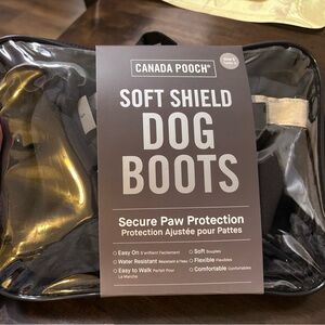 NEW Canada Pooch Soft Shield Boots for Dogs
